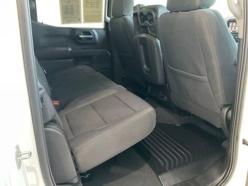 Used 2023 Chevrolet Silverado 1500 Custom Trail Boss AWD/4WD image 21