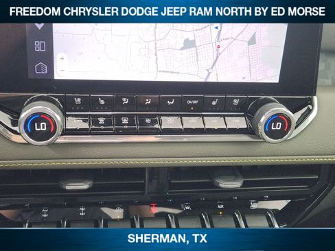 Used 2026 Chevrolet Colorado ZR2 AWD/4WD image 13