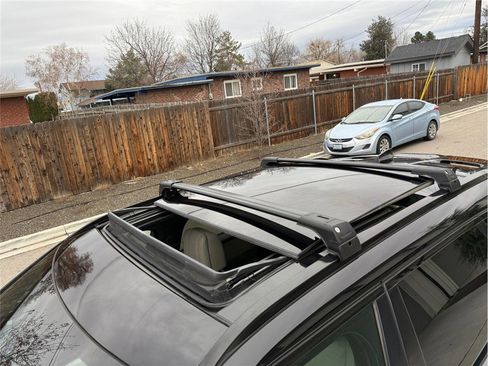 Used 2018 Land Rover Range Rover Velar R-Dynamic HSE image 47