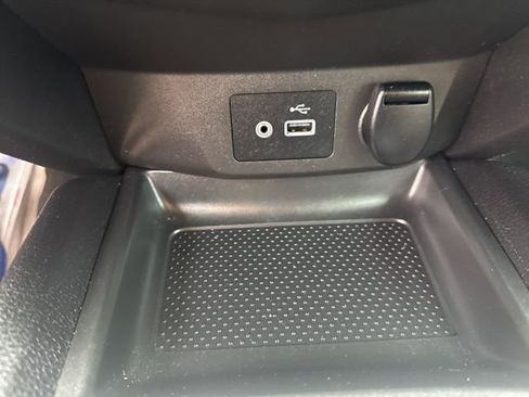 Used 2021 Nissan Rogue Sport S image 25