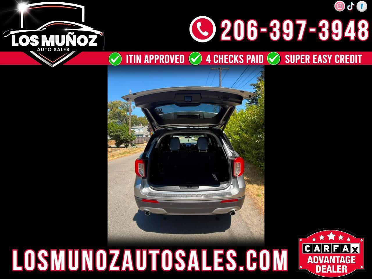 Used 2024 Ford Explorer Limited AWD/4WD image 1