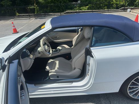 Used 2022 Mercedes-Benz E 450 Cabriolet image 5