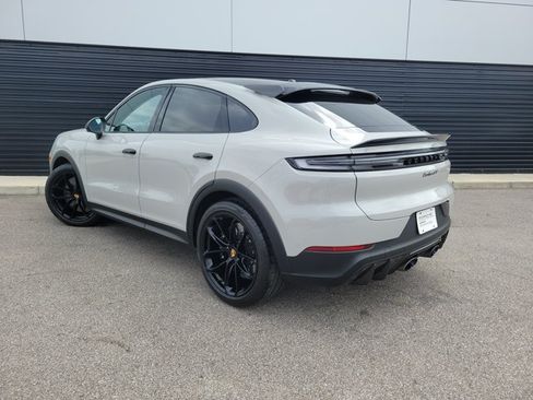 Certified 2025 Porsche Cayenne Turbo GT AWD/4WD image 7