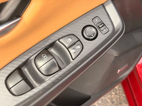 Used 2025 Nissan Sentra SV w/ SV Premium Package FWD image 20