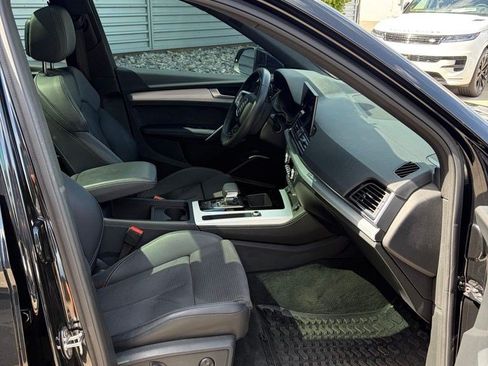 Used 2024 Audi Q5 e Premium Plus w/ Premium Plus Package AWD/4WD image 9