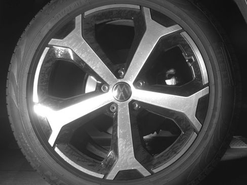 Used 2026 Volkswagen Tiguan SE FWD image 18
