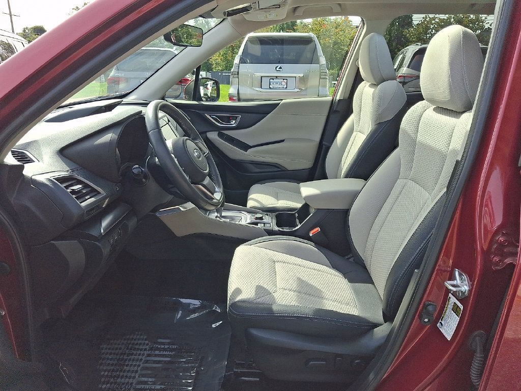 Certified 2024 Subaru Forester Premium AWD/4WD image 15