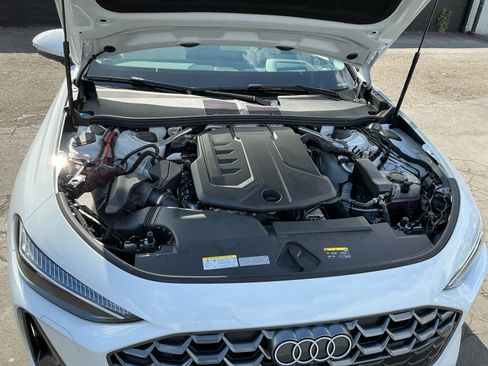 Used 2025 Audi A5 2.0T Premium Plus w/ Premium Plus AWD/4WD image 17