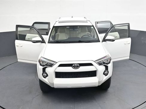 Used 2016 Toyota 4Runner SR5 Premium AWD/4WD image 38