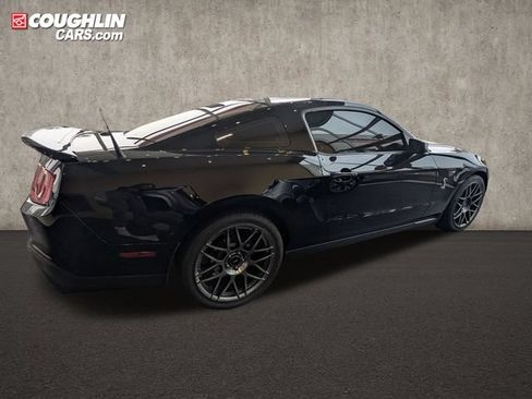 Used 2011 Ford Mustang Shelby GT500 w/ SVT Performance Pkg RWD image 8