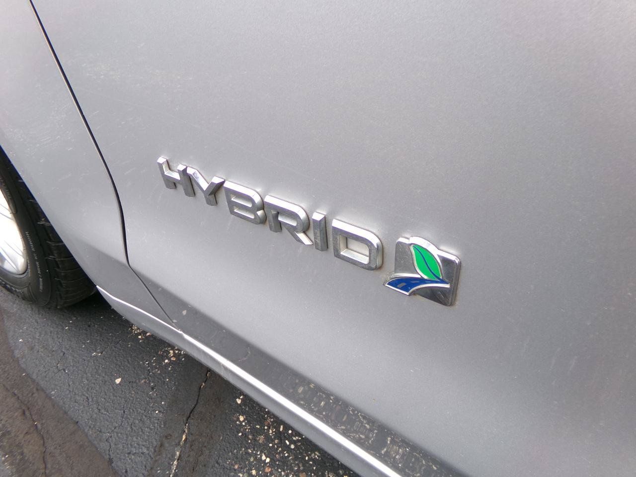 Used 2014 Ford Fusion SE FWD image 9