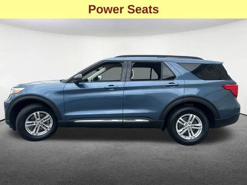 Used 2020 Ford Explorer XLT w/ Equipment Group 202A image 6