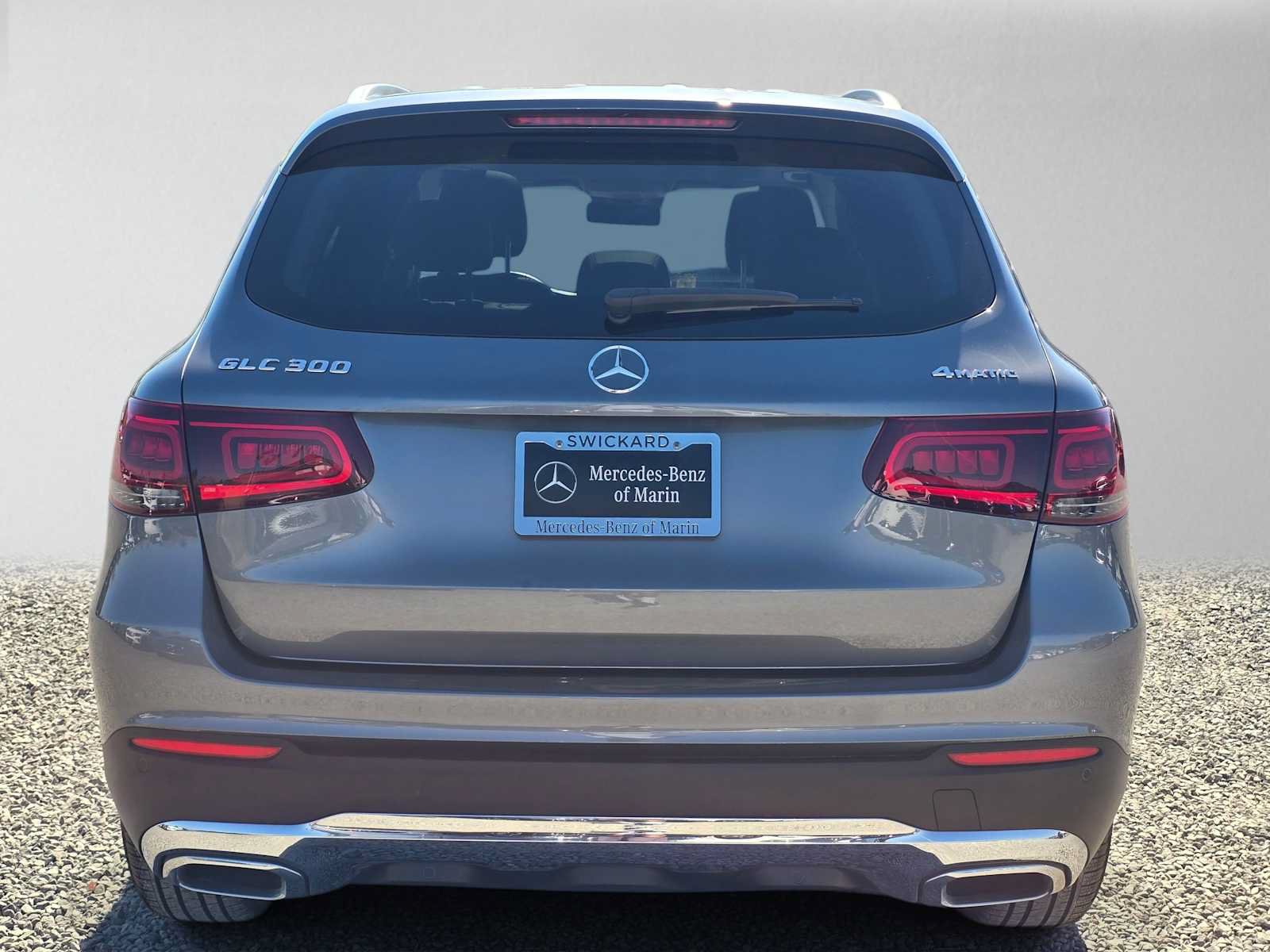 Used 2022 Mercedes-Benz GLC 300 4MATIC image 4