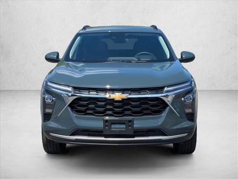 New 2026 Chevrolet Trax LT w/ Driver Confidence Package FWD image 6