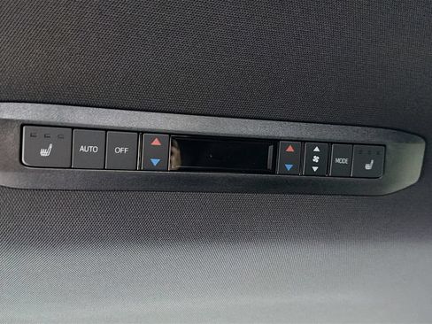 New 2026 Toyota Sienna Platinum AWD/4WD image 21