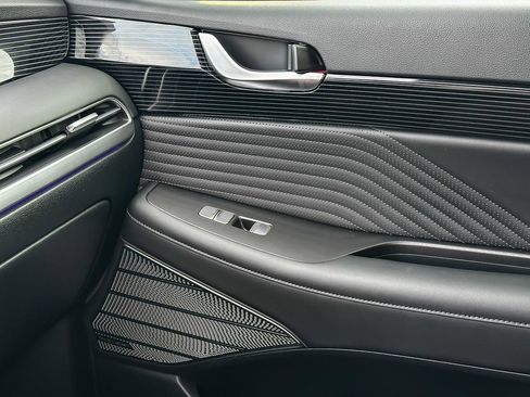 Used 2025 Hyundai Palisade Calligraphy image 27