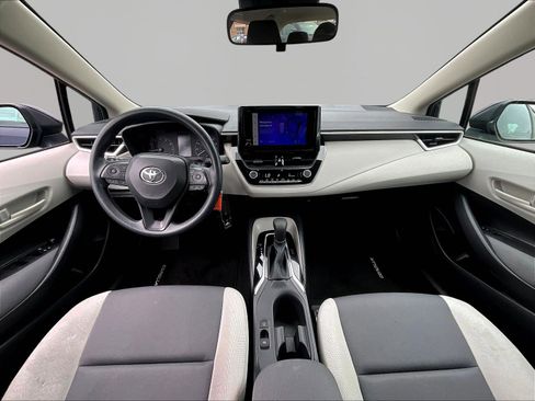 Used 2023 Toyota Corolla LE w/ Carpet Mat Package (TMS) FWD image 7