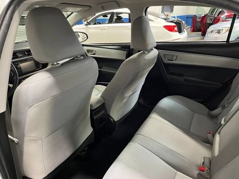Used 2016 Toyota Corolla LE FWD image 17