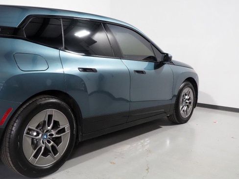 Used 2023 BMW iX xDrive50 w/ Ultimate Package 2 image 69