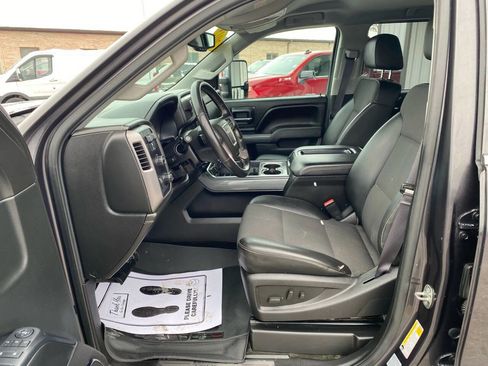 Used 2015 GMC Sierra 2500 SLE w/ All-Terrain HD Package image 12