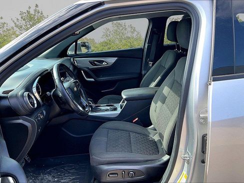 Used 2020 Chevrolet Blazer LT FWD image 20