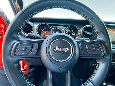 Used 2021 Jeep Wrangler Sport image 27