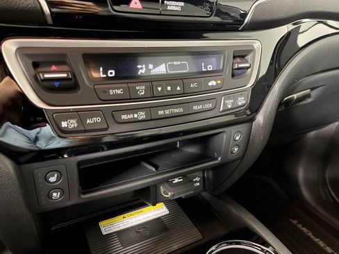 Used 2023 Honda Passport Elite image 31