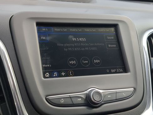 Used 2019 Chevrolet Equinox LT FWD image 15