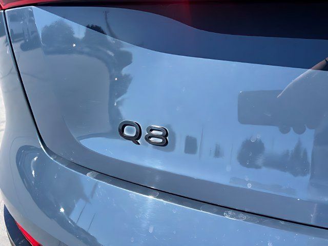 Used 2024 Audi Q8 e-tron Premium Plus AWD/4WD image 15