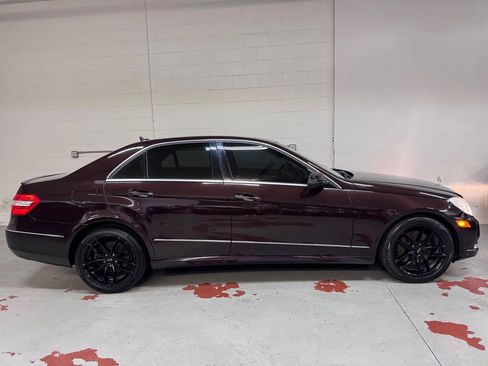 Used 2013 Mercedes-Benz E 350 4MATIC Sedan image 2