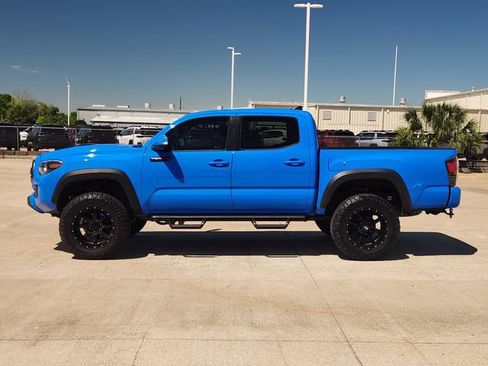 Used 2019 Toyota Tacoma TRD Pro AWD/4WD image 4