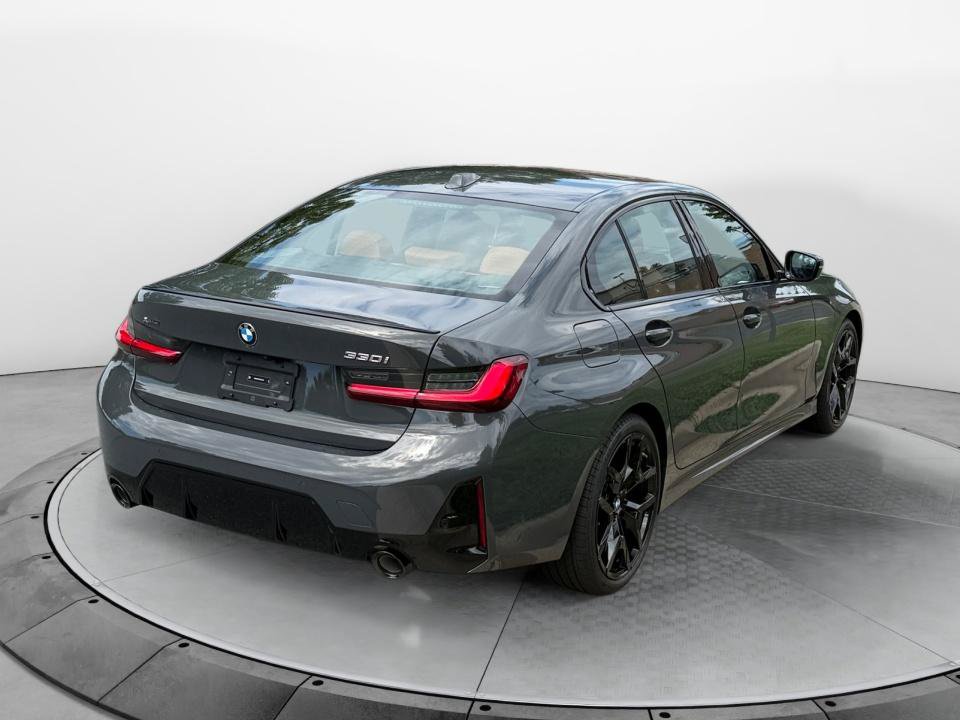 New 2026 BMW 330i xDrive Sedan w/ M Sport Package AWD/4WD image 7