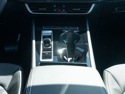 New 2026 Volkswagen Atlas SE FWD image 35