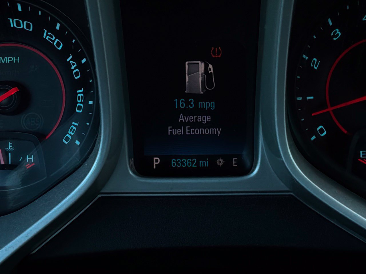 Used 2015 Chevrolet Camaro SS RWD image 42