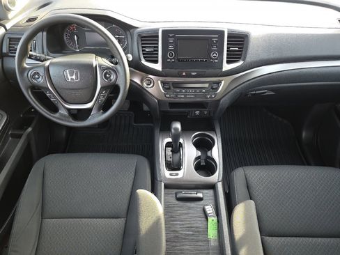 Used 2019 Honda Ridgeline Sport image 12