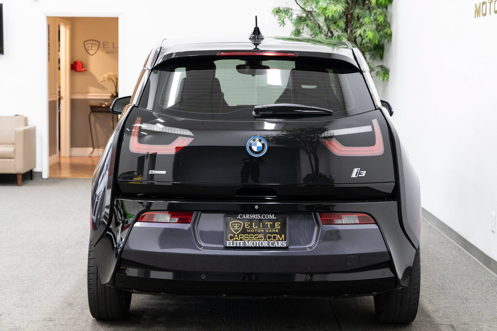 Used 2014 BMW i3 RWD image 4
