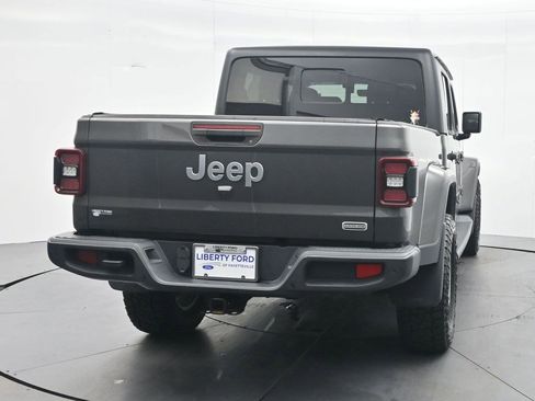 Used 2020 Jeep Gladiator Overland AWD/4WD image 6
