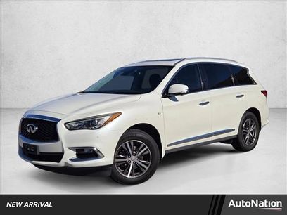 Used 2019 INFINITI QX60 Luxe w/ Essential Package