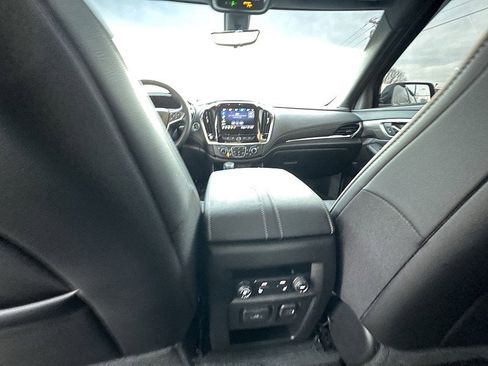Used 2023 Chevrolet Traverse Premier w/ Redline Edition image 11
