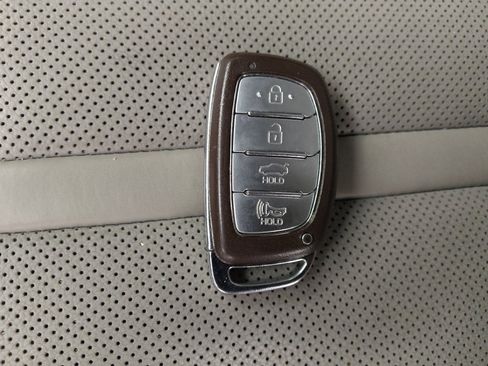 Used 2018 Hyundai Sonata Limited FWD image 32