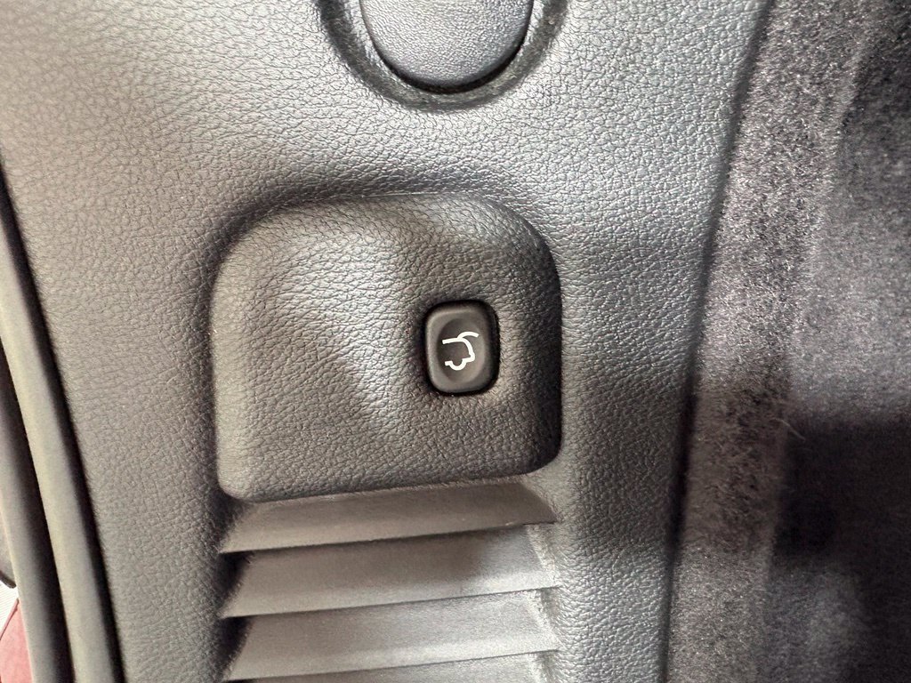 Used 2025 Dodge Durango GT w/ Blacktop Package RWD image 49