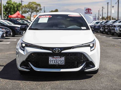Certified 2026 Toyota Corolla SE FWD image 2