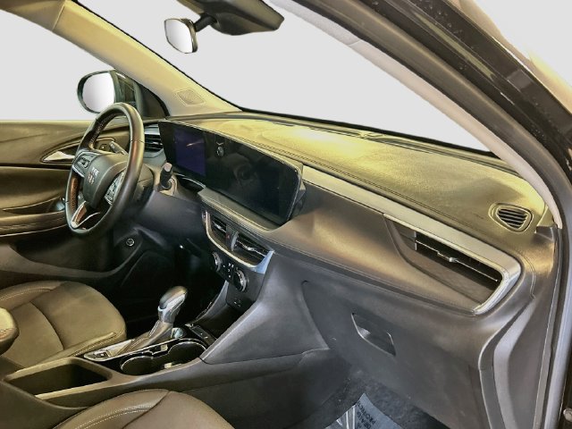 Used 2025 Buick Encore GX Preferred FWD image 27