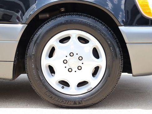 Used 1995 Mercedes-Benz S 320 S Class image 42