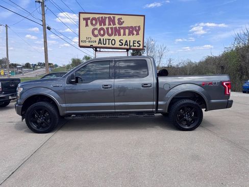 Used 2017 Ford F150 XLT w/ Equipment Group 302A Luxury image 4