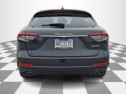 Used 2024 Maserati Levante GT Ultima AWD/4WD image 9