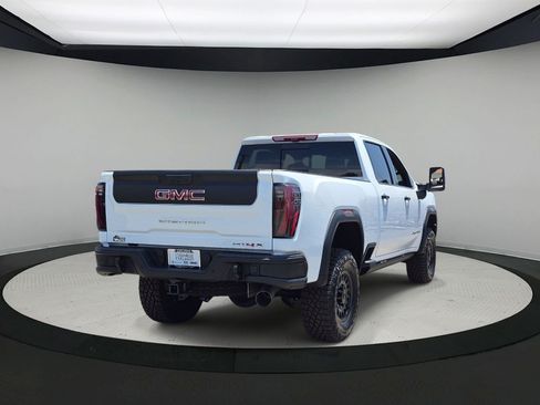 New 2026 GMC Sierra 2500 AT4X w/ AT4X AEV Edition AWD/4WD image 9