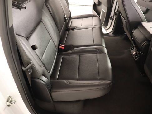 Used 2025 GMC Sierra 1500 SLT image 14