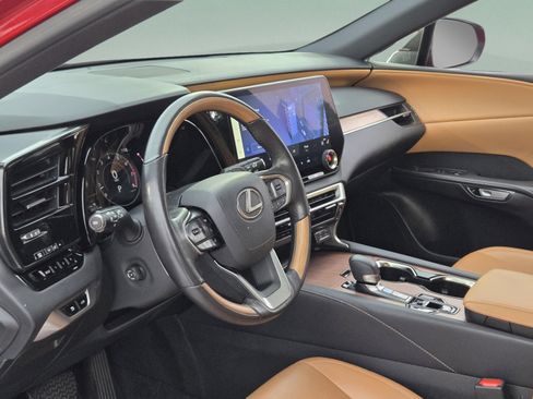 Used 2024 Lexus RX 350 Premium w/ Accessory Package (Z1) FWD image 9