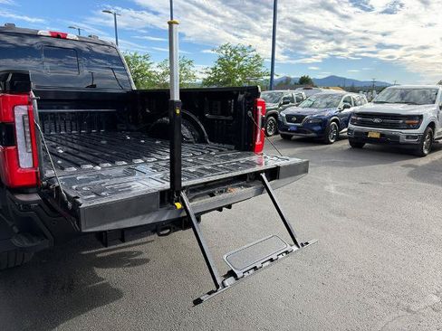 Certified 2026 Ford F250 Platinum w/ FX4 Off-Road Package AWD/4WD image 17